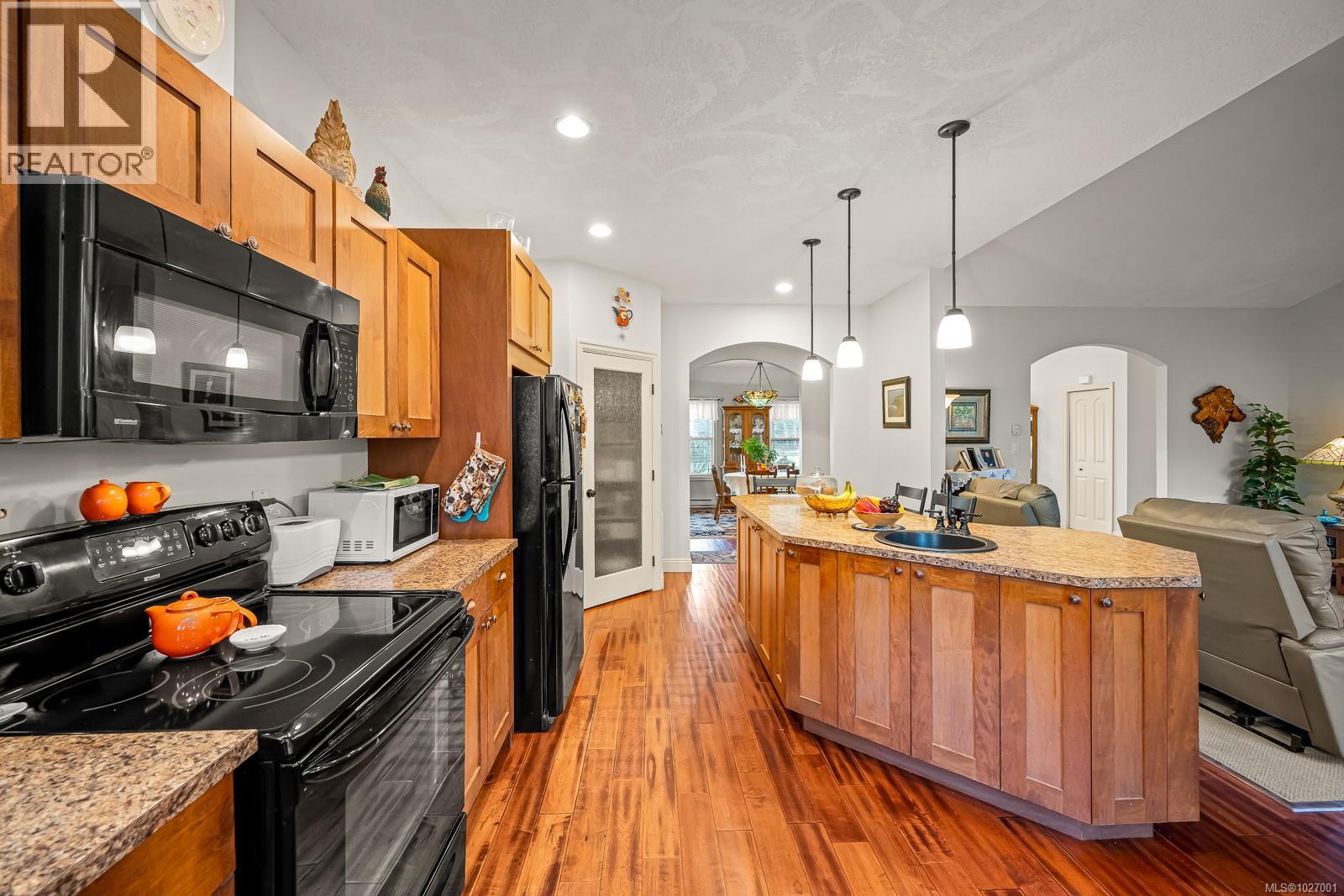 1400 Trillium Dr, Comox, British Columbia  V9M 1A4 - Photo 13 - 1027001