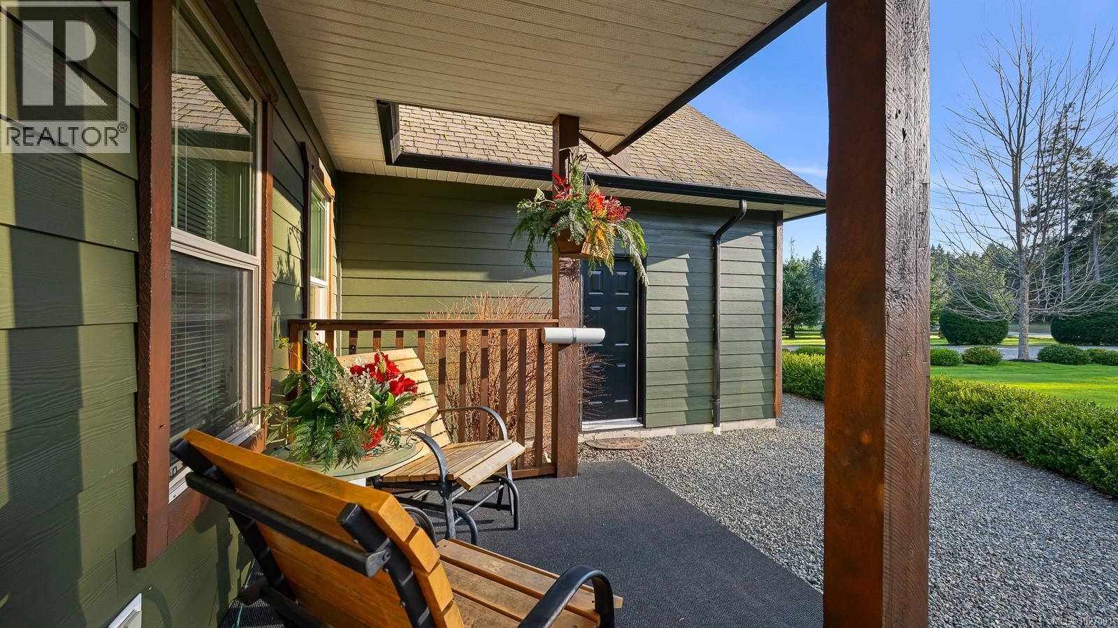 1400 Trillium Dr, Comox, British Columbia  V9M 1A4 - Photo 3 - 1027001