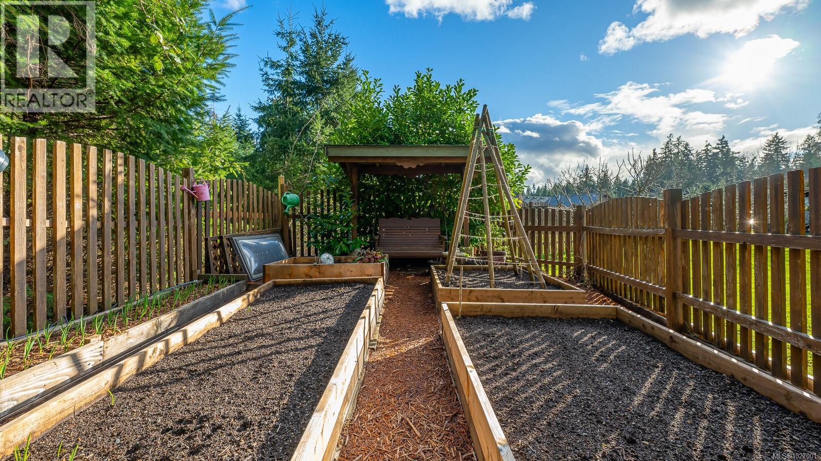 1400 Trillium Dr, Comox, British Columbia  V9M 1A4 - Photo 44 - 1027001