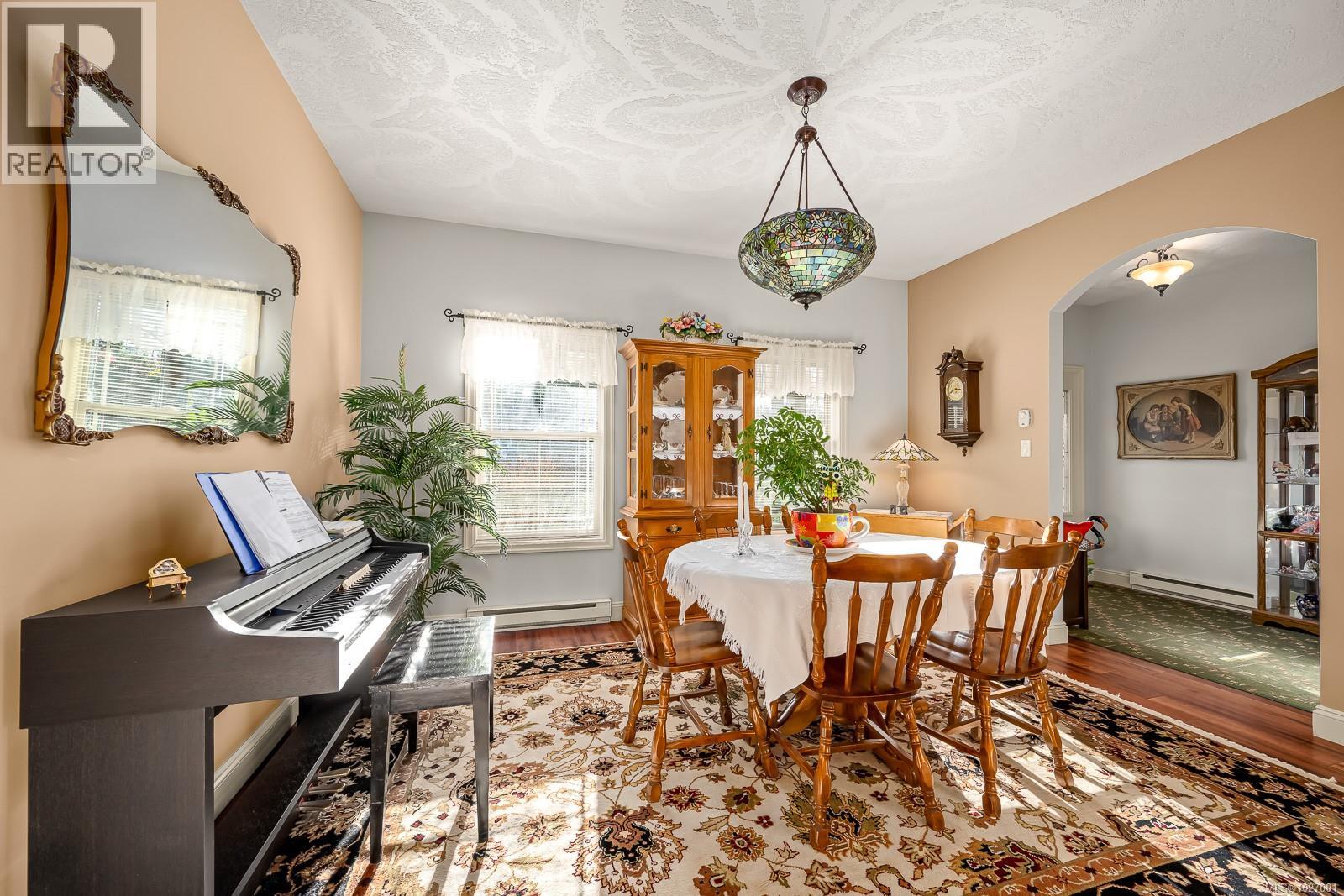 1400 Trillium Dr, Comox, British Columbia  V9M 1A4 - Photo 7 - 1027001