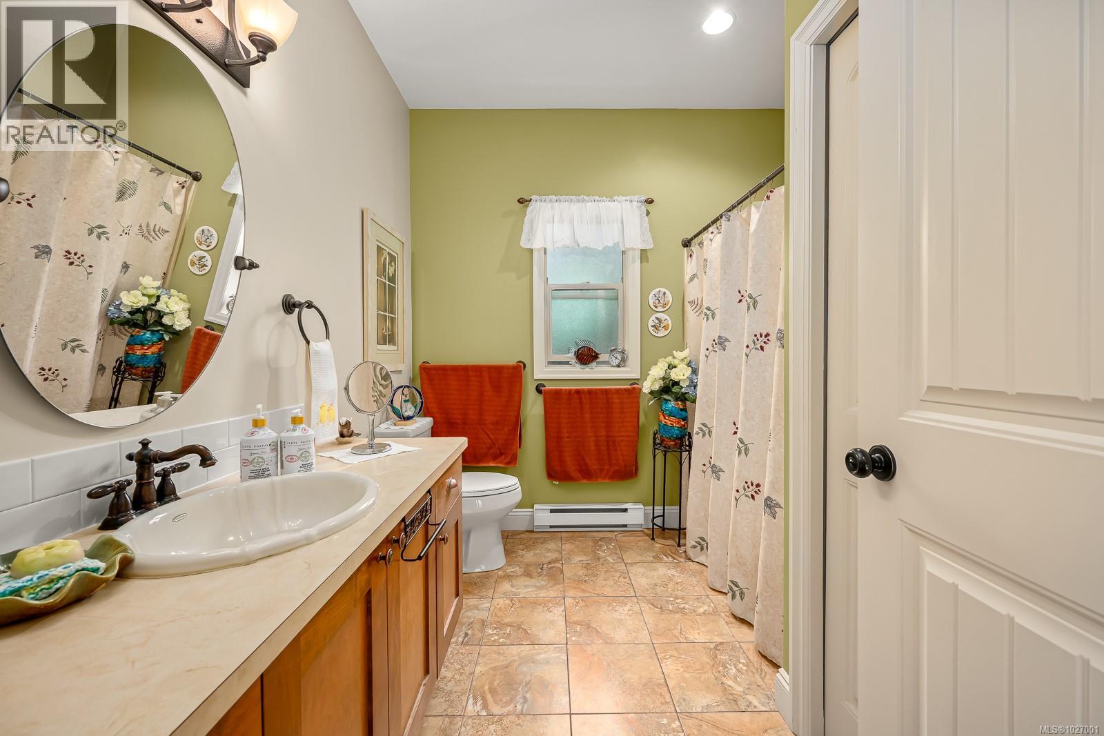 1400 Trillium Dr, Comox, British Columbia  V9M 1A4 - Photo 88 - 1027001