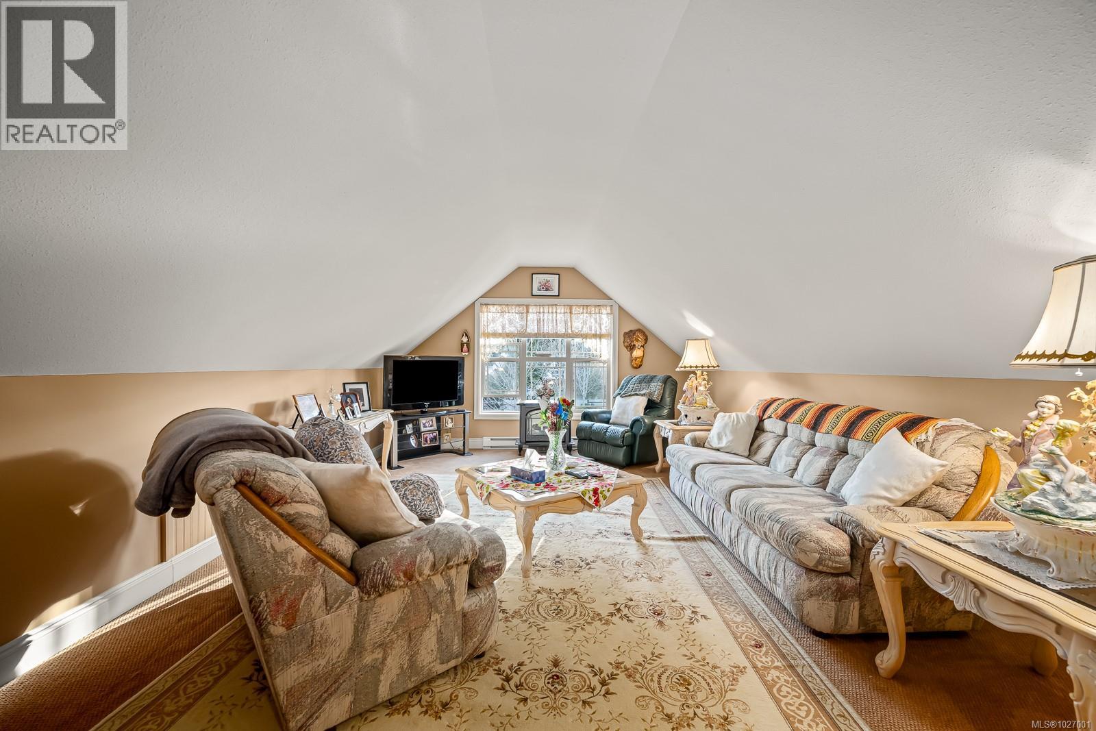 1400 Trillium Dr, Comox, British Columbia  V9M 1A4 - Photo 91 - 1027001