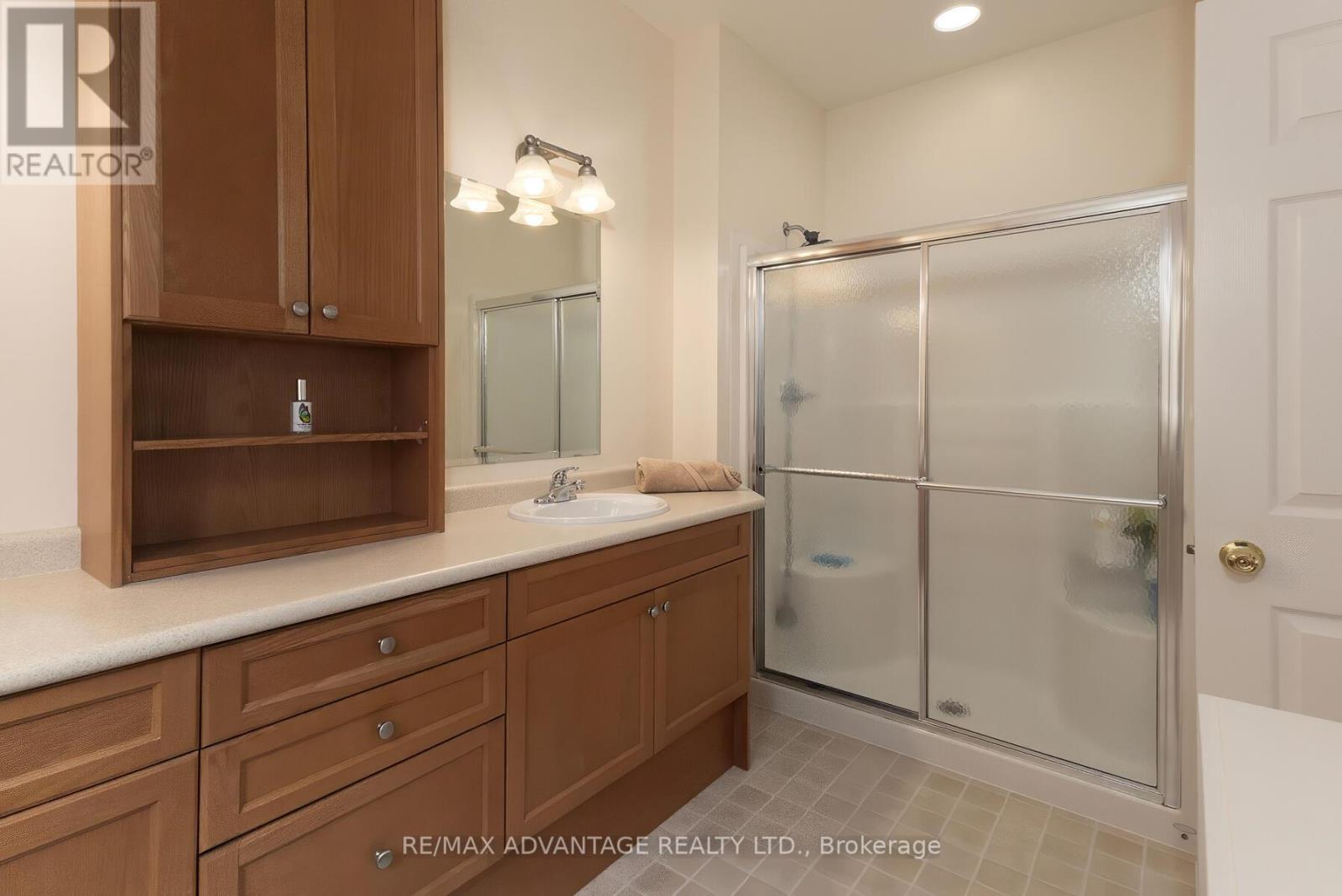 477 Blue Jay Drive, London North, Ontario  N5X 4K7 - Photo 25 - X12834638