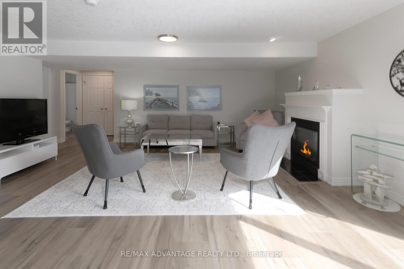 477 Blue Jay Drive, London North, Ontario  N5X 4K7 - Photo 30 - X12834638