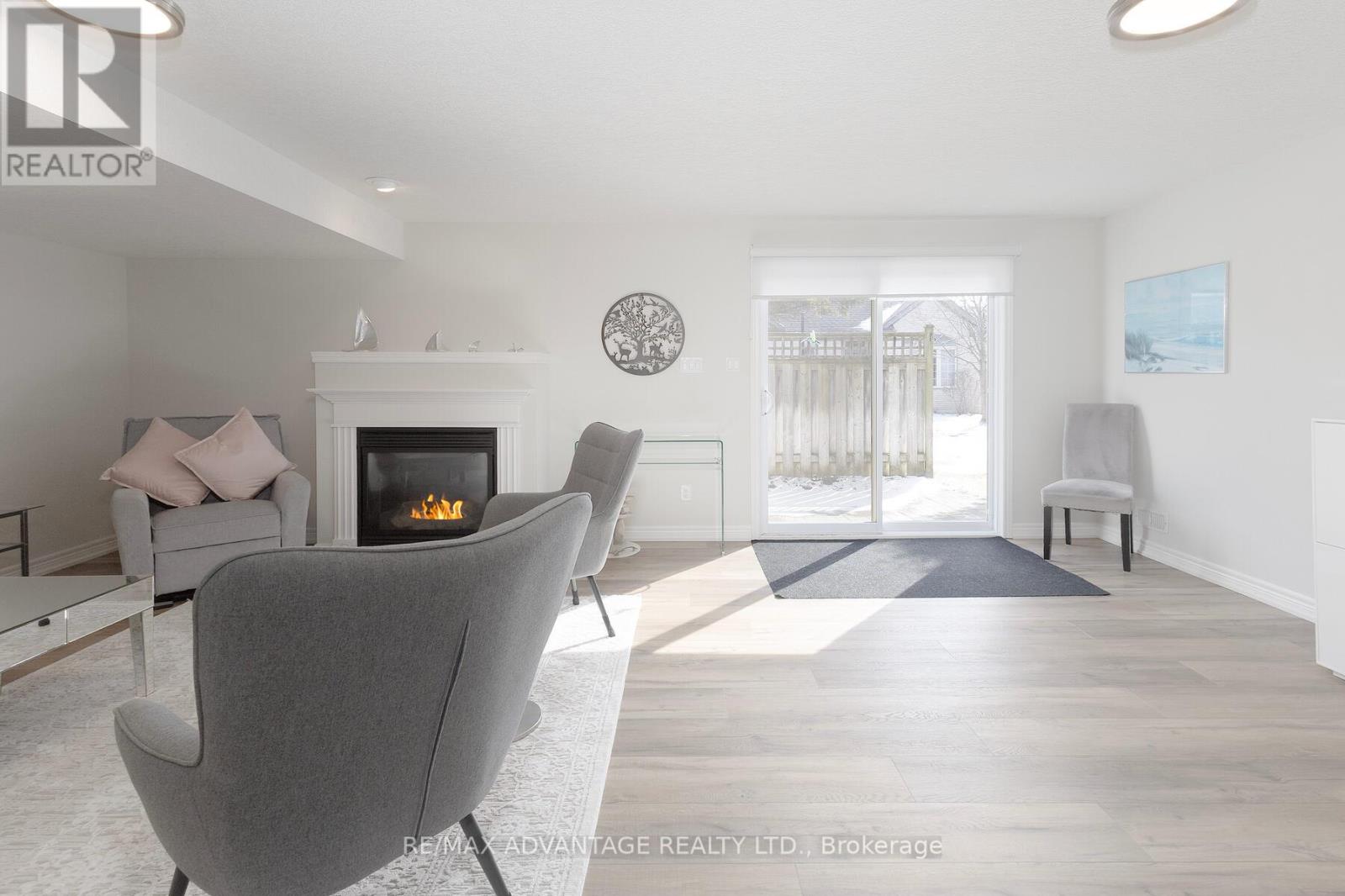 477 Blue Jay Drive, London North, Ontario  N5X 4K7 - Photo 31 - X12834638