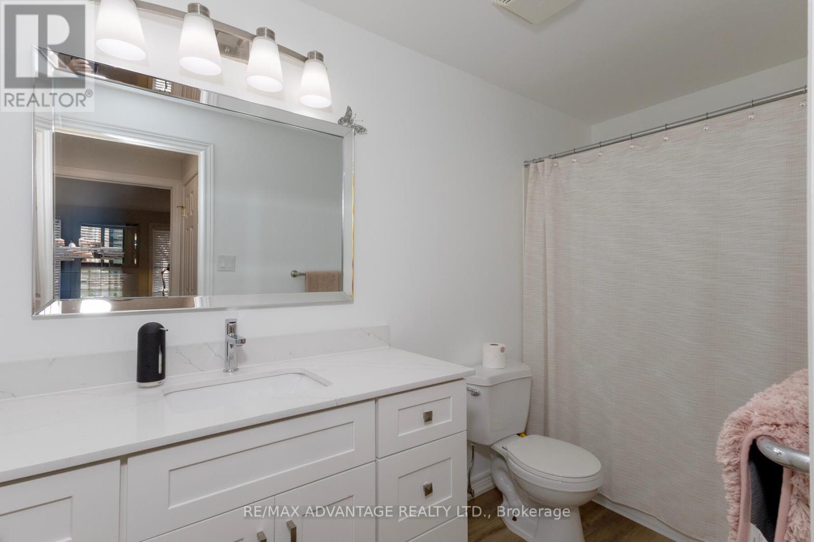 477 Blue Jay Drive, London North, Ontario  N5X 4K7 - Photo 35 - X12834638