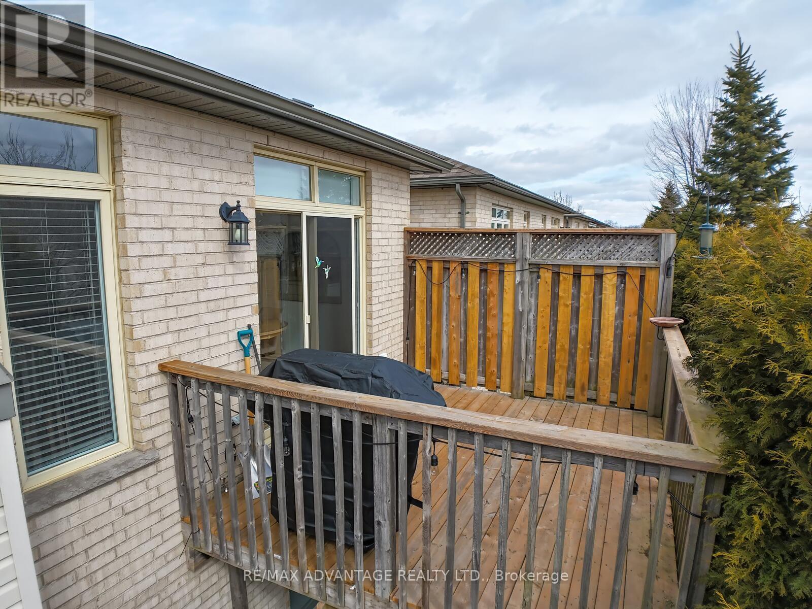 477 Blue Jay Drive, London North, Ontario  N5X 4K7 - Photo 36 - X12834638