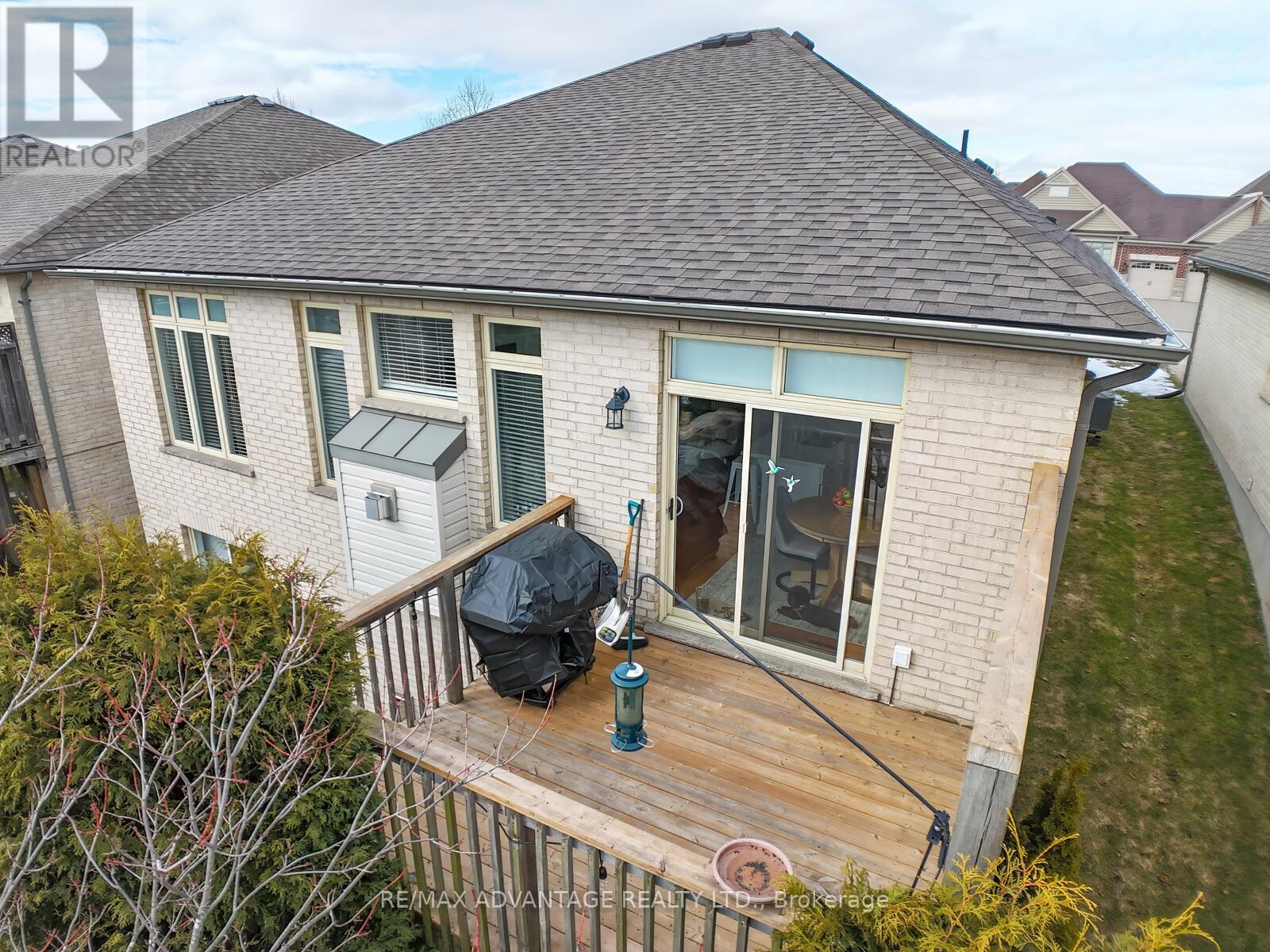 477 Blue Jay Drive, London North, Ontario  N5X 4K7 - Photo 38 - X12834638