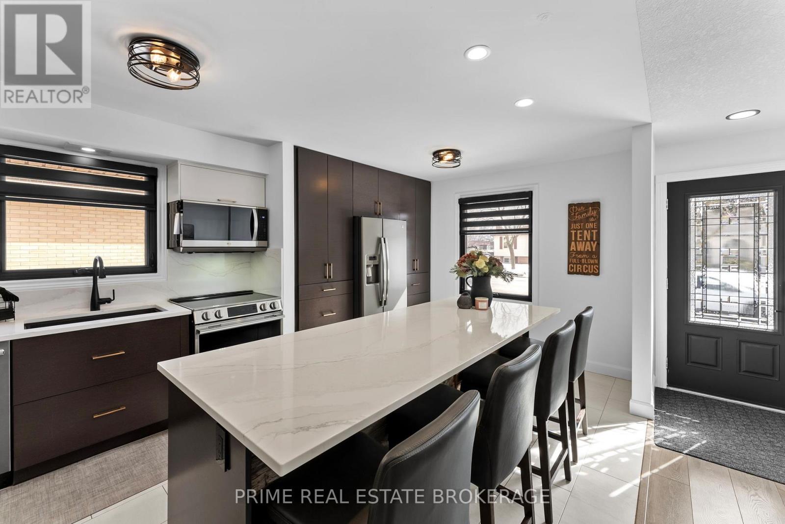 484 Ferndale Avenue, London South, Ontario  N6C 2Z1 - Photo 9 - X12834904