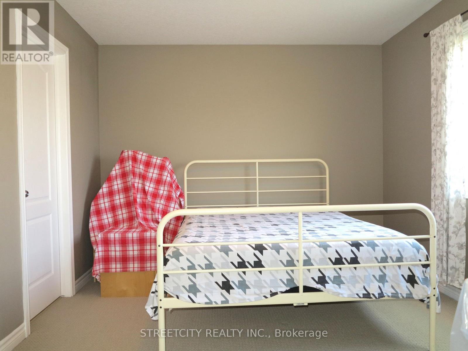 1533 Healy Road, London North, Ontario  N6G 5P4 - Photo 14 - X12834908