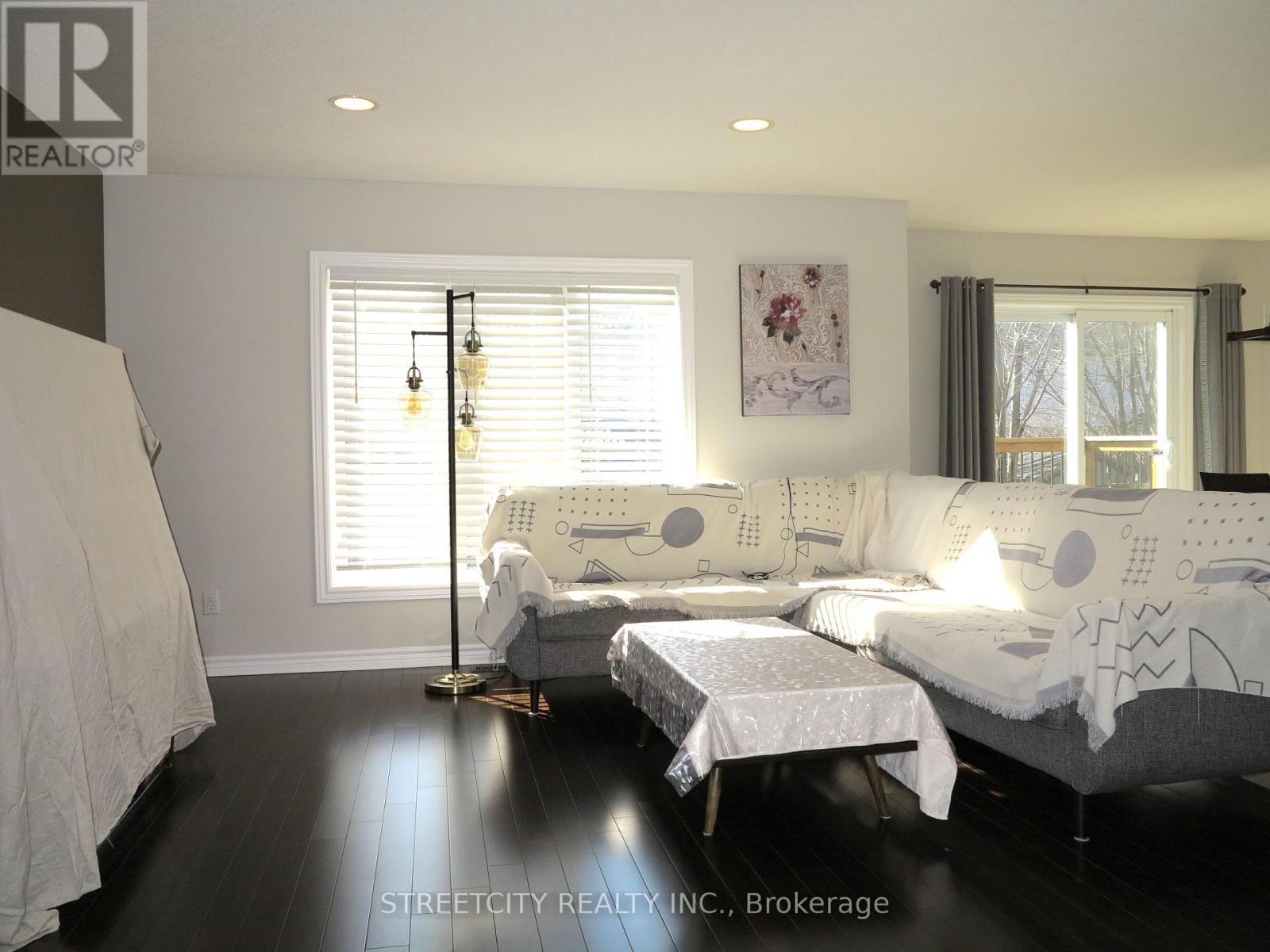 1533 Healy Road, London North, Ontario  N6G 5P4 - Photo 4 - X12834908