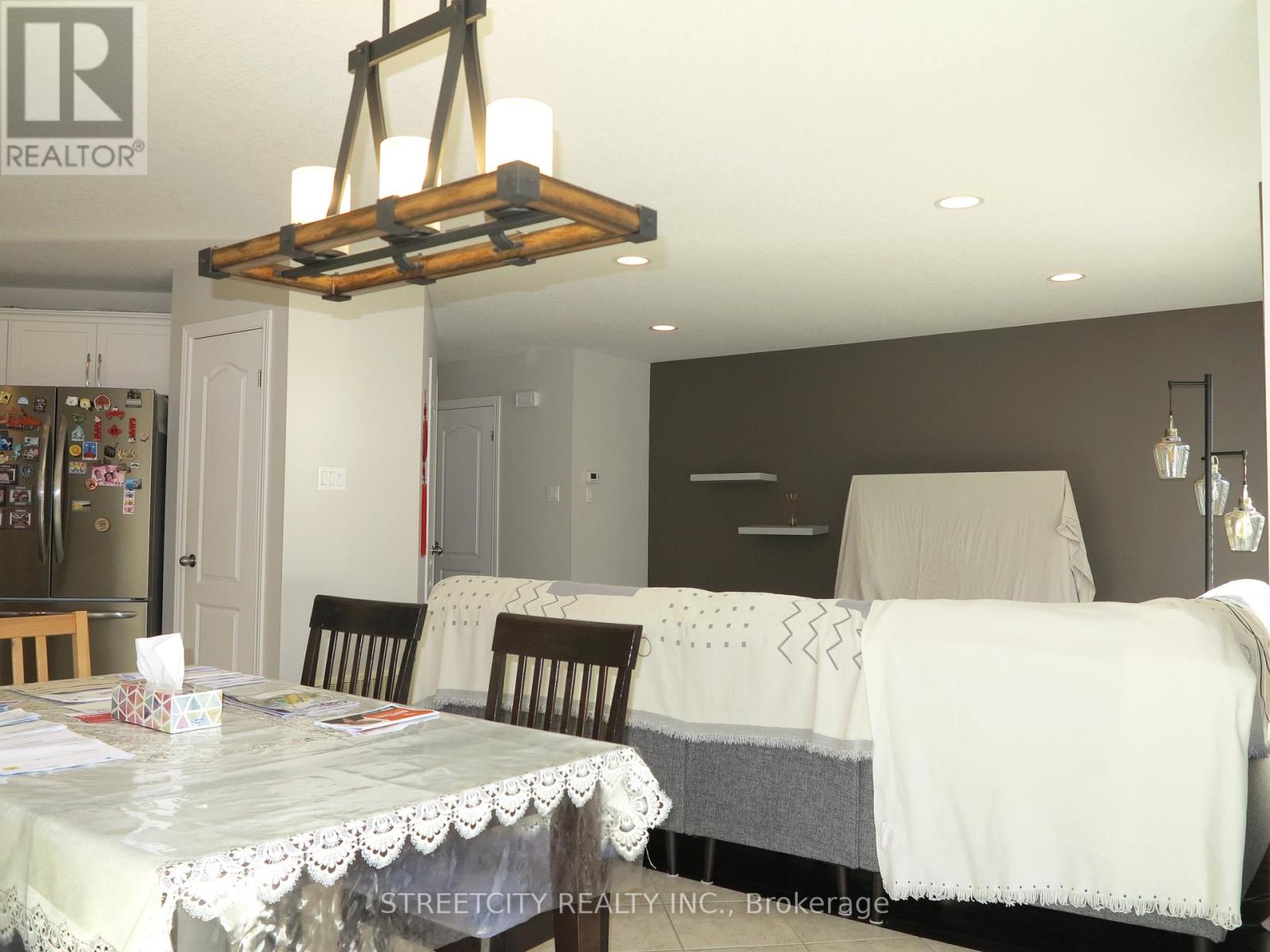 1533 Healy Road, London North, Ontario  N6G 5P4 - Photo 5 - X12834908