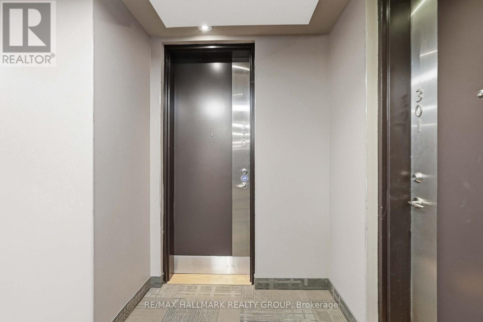 310 - 323 Winona Avenue, Ottawa, Ontario  K1Z 5H3 - Photo 3 - X12834648