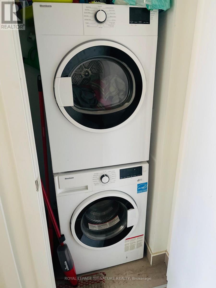 301 - 38 Forest Manor Road, Toronto, Ontario  M2J 1M1 - Photo 5 - C12828920