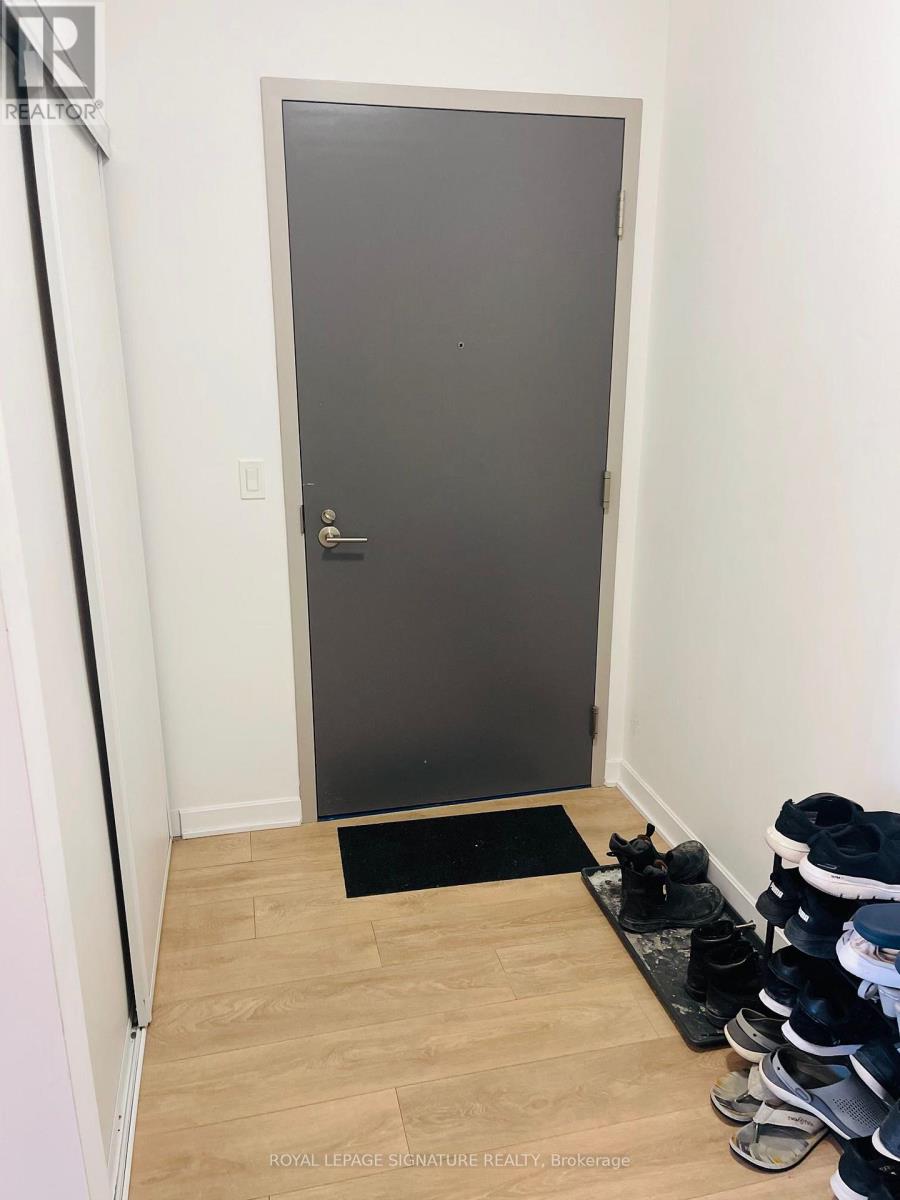 301 - 38 Forest Manor Road, Toronto, Ontario  M2J 1M1 - Photo 7 - C12828920