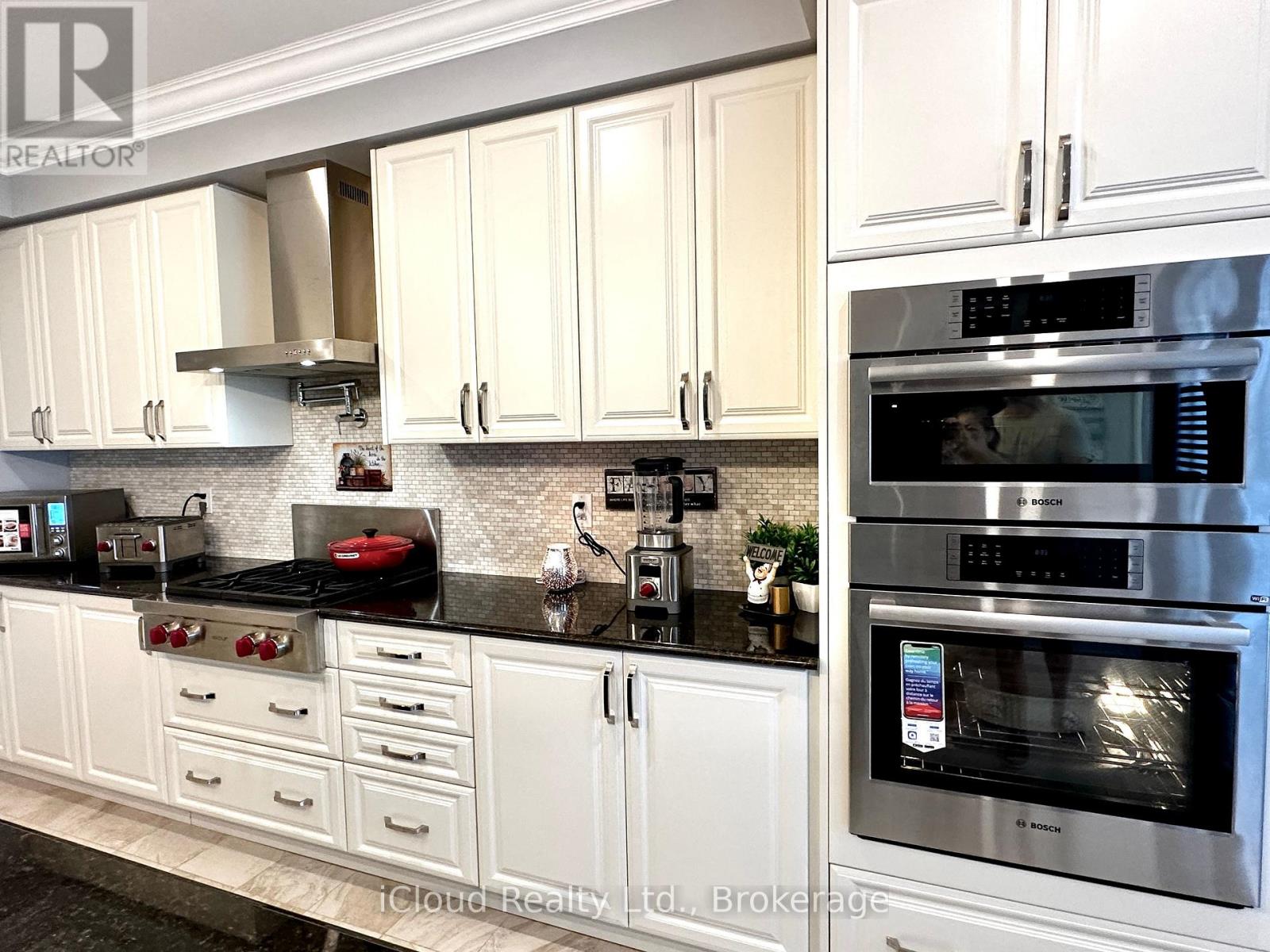 56 Esther Crescent, Thorold, Ontario  L3B 0G2 - Photo 9 - X12450499