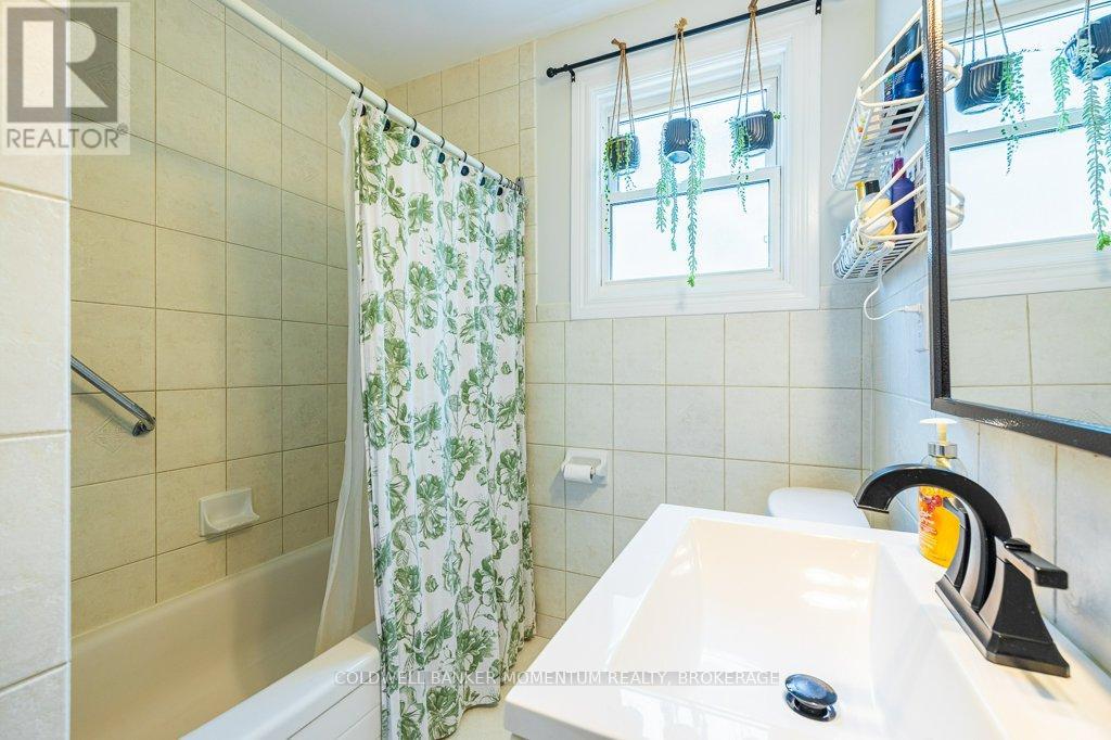 313 Highland Avenue, Fort Erie (Central), Ontario  L2A 2Y1 - Photo 15 - X12834830