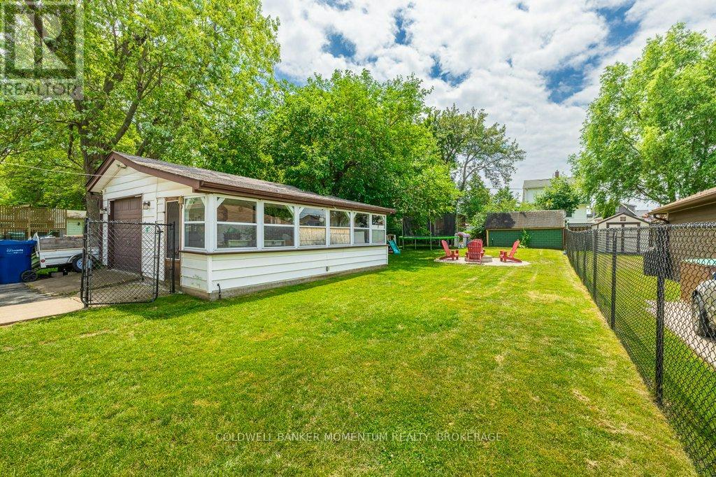 313 Highland Avenue, Fort Erie (Central), Ontario  L2A 2Y1 - Photo 29 - X12834830