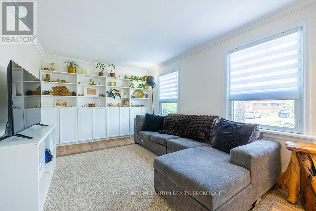 313 Highland Avenue, Fort Erie (Central), Ontario  L2A 2Y1 - Photo 6 - X12834830