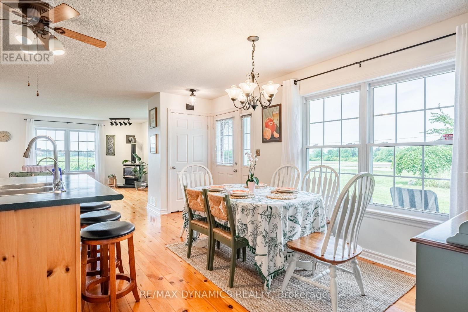 1301 East West Line, Niagara-On-The-Lake (River), Ontario  L0S 1J0 - Photo 10 - X12834858