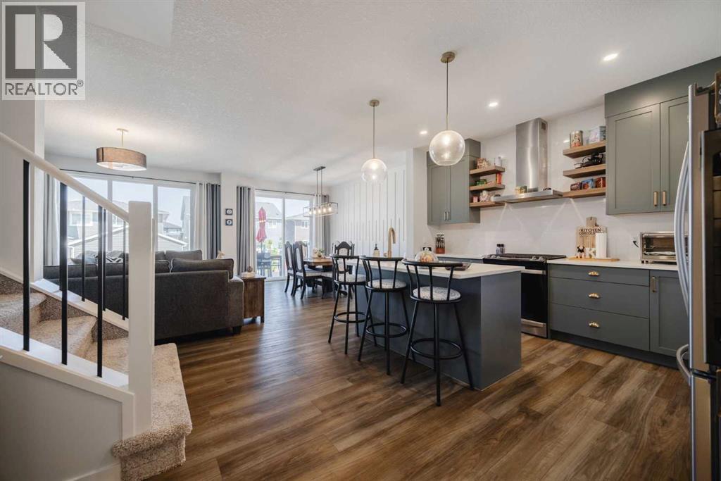 180 Emberside Place, Cochrane, Alberta  T4C 3B1 - Photo 3 - A2243714