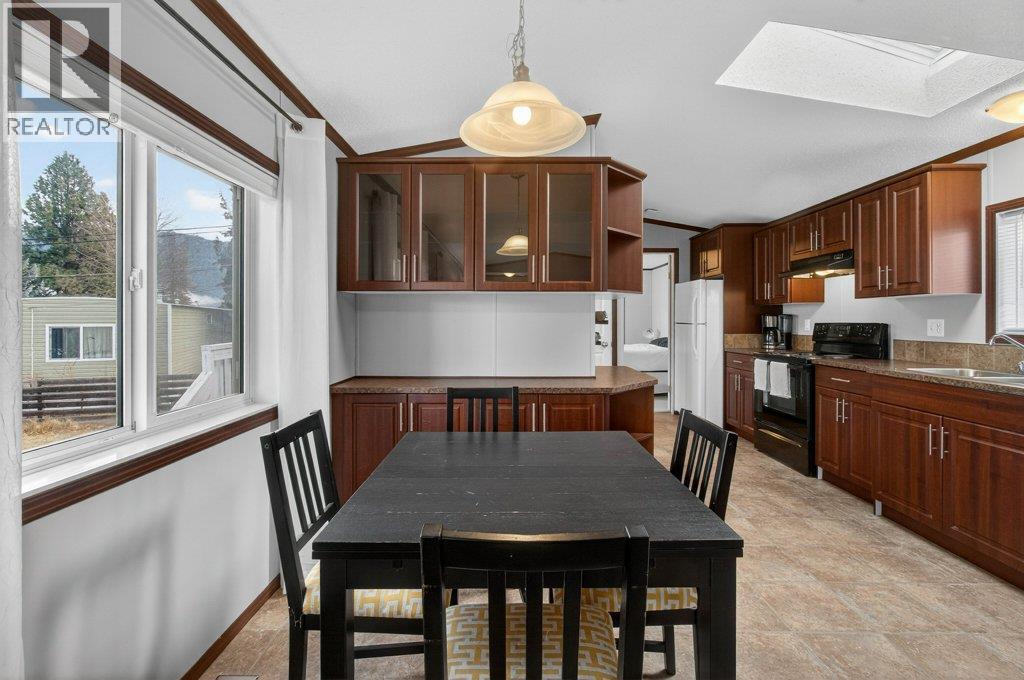 3350 10 Avenue Ne Unit# 39, Salmon Arm, British Columbia  V1E 1J6 - Photo 25 - 10375317