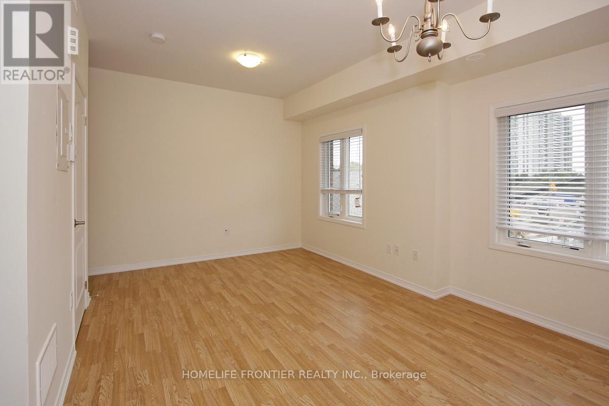 232 - 15 Coneflower Crescent, Toronto (Westminster-Branson), Ontario  M2R 0A4 - Photo 6 - C12834670