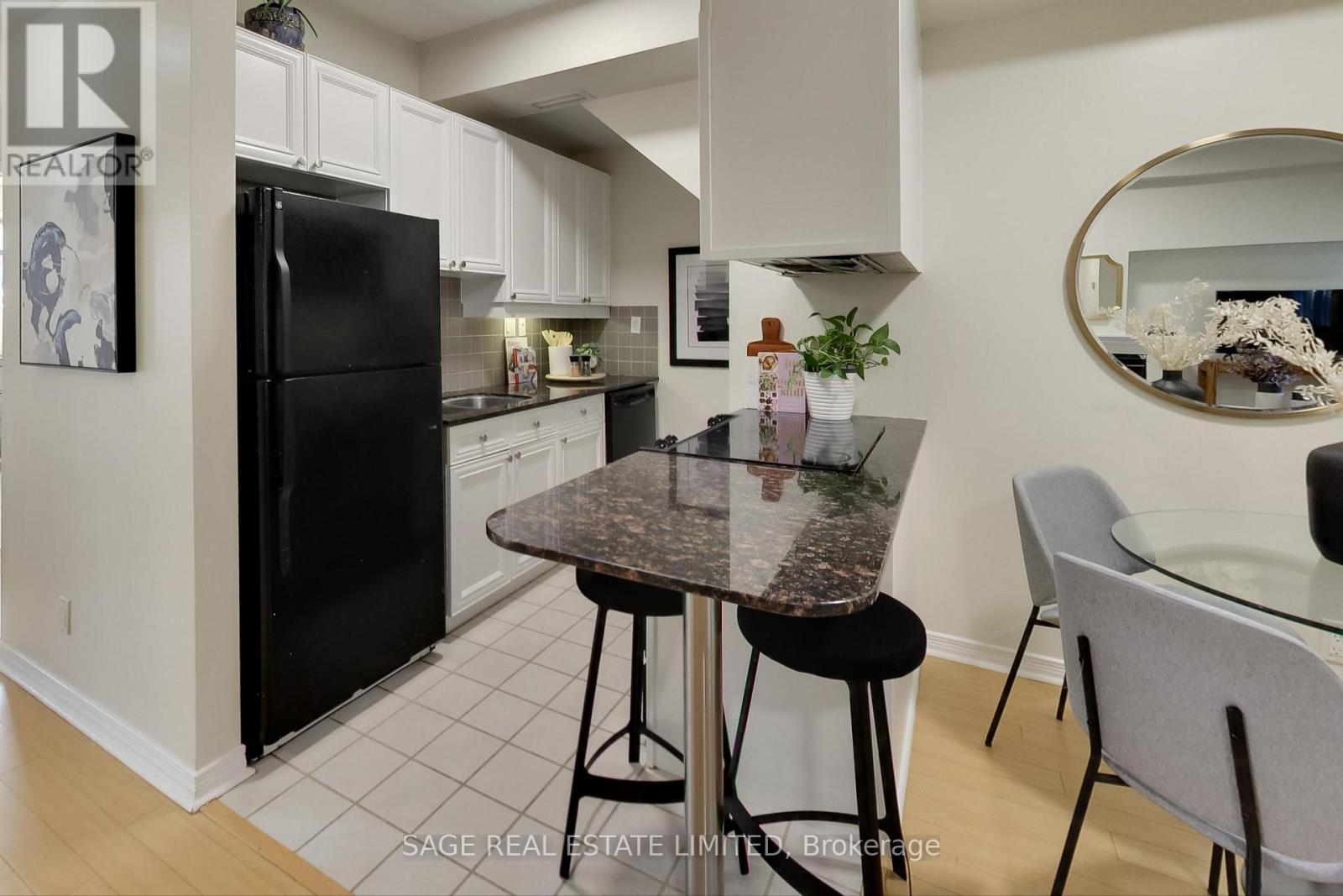 Th203 - 1785 Eglinton Avenue E, Toronto, Ontario  M4A 2Y6 - Photo 12 - C12834672