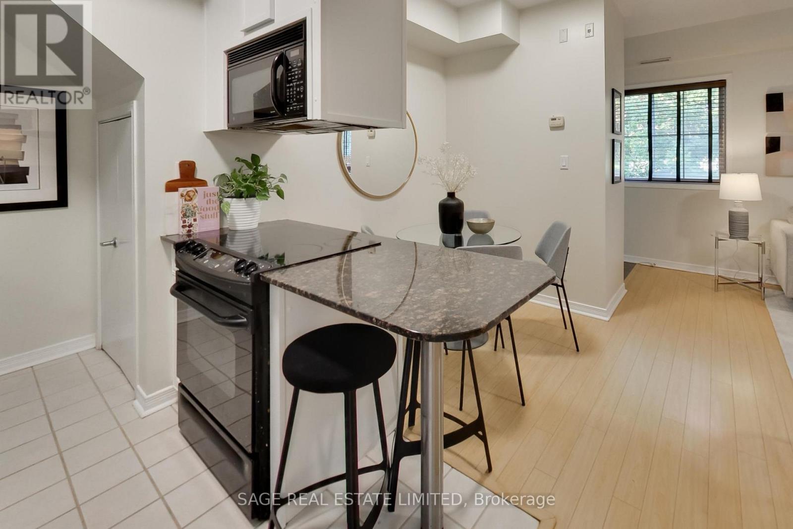 Th203 - 1785 Eglinton Avenue E, Toronto, Ontario  M4A 2Y6 - Photo 15 - C12834672