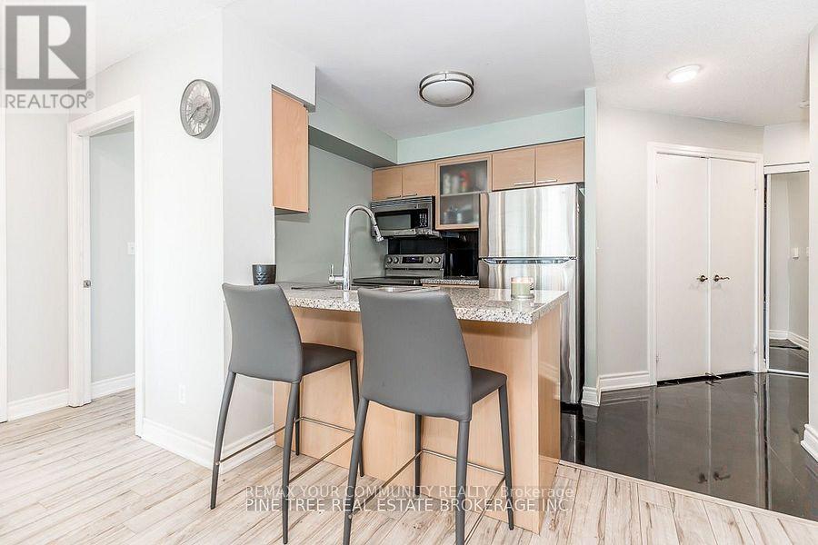 1704 - 16 Harrison Garden Boulevard, Toronto, Ontario  M2N 7J6 - Photo 12 - C12834678