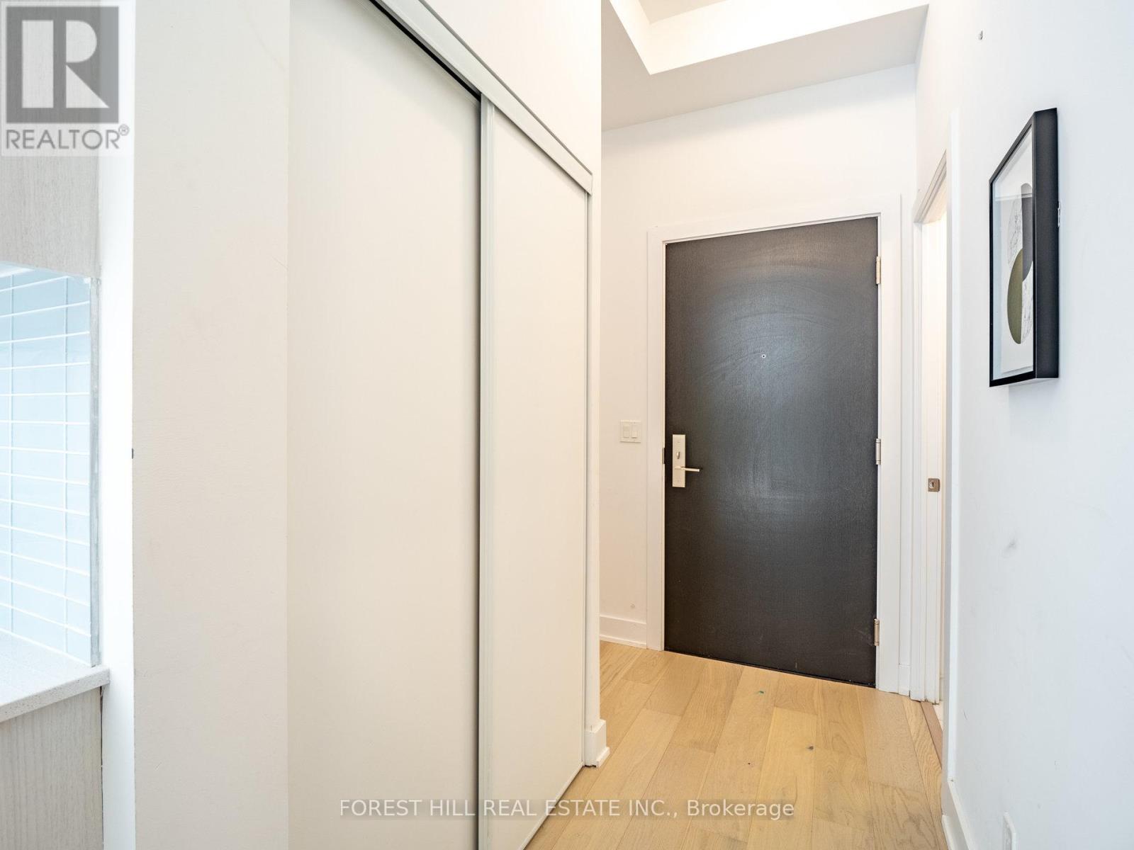 202 - 181 Bedford Road, Toronto, Ontario  M5R 0A5 - Photo 5 - C12834686