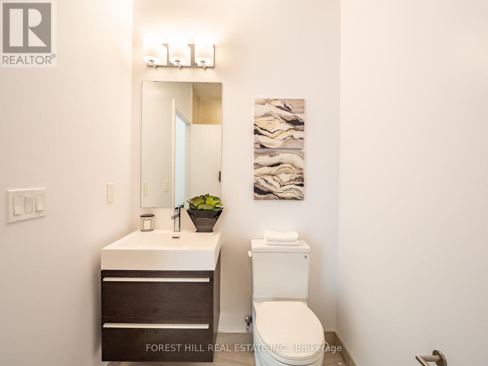 202 - 181 Bedford Road, Toronto, Ontario  M5R 0A5 - Photo 9 - C12834686