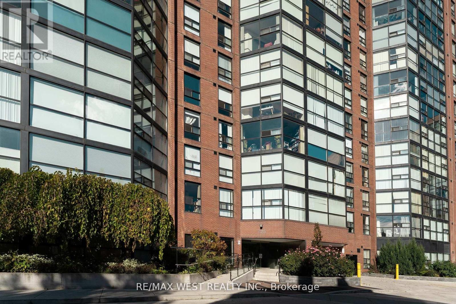 205 - 725 King Street W, Toronto, Ontario  M5V 2W9 - Photo 31 - C12834772