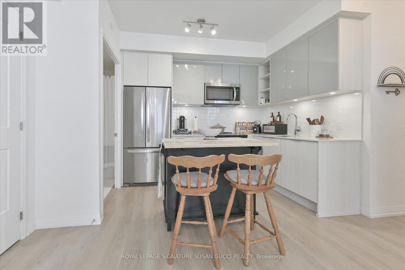 1220 - 50 Dunfield Avenue, Toronto, Ontario  M4S 0E4 - Photo 11 - C12834774