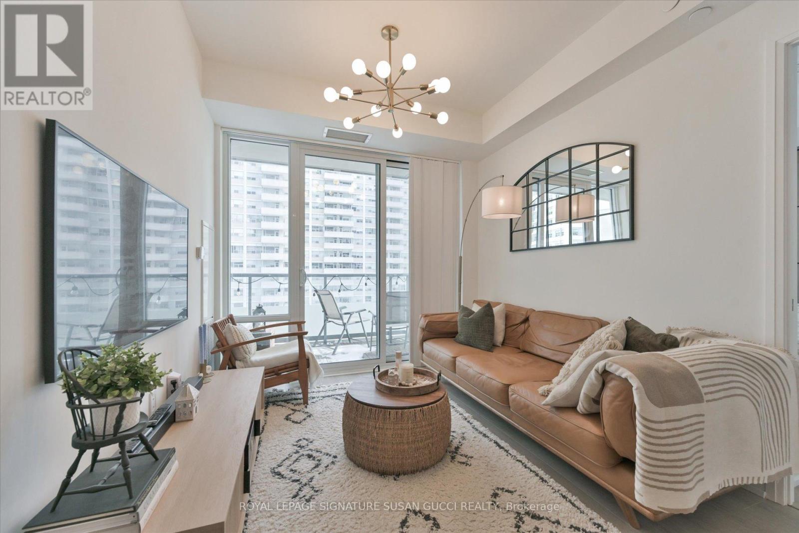 1220 - 50 Dunfield Avenue, Toronto, Ontario  M4S 0E4 - Photo 8 - C12834774