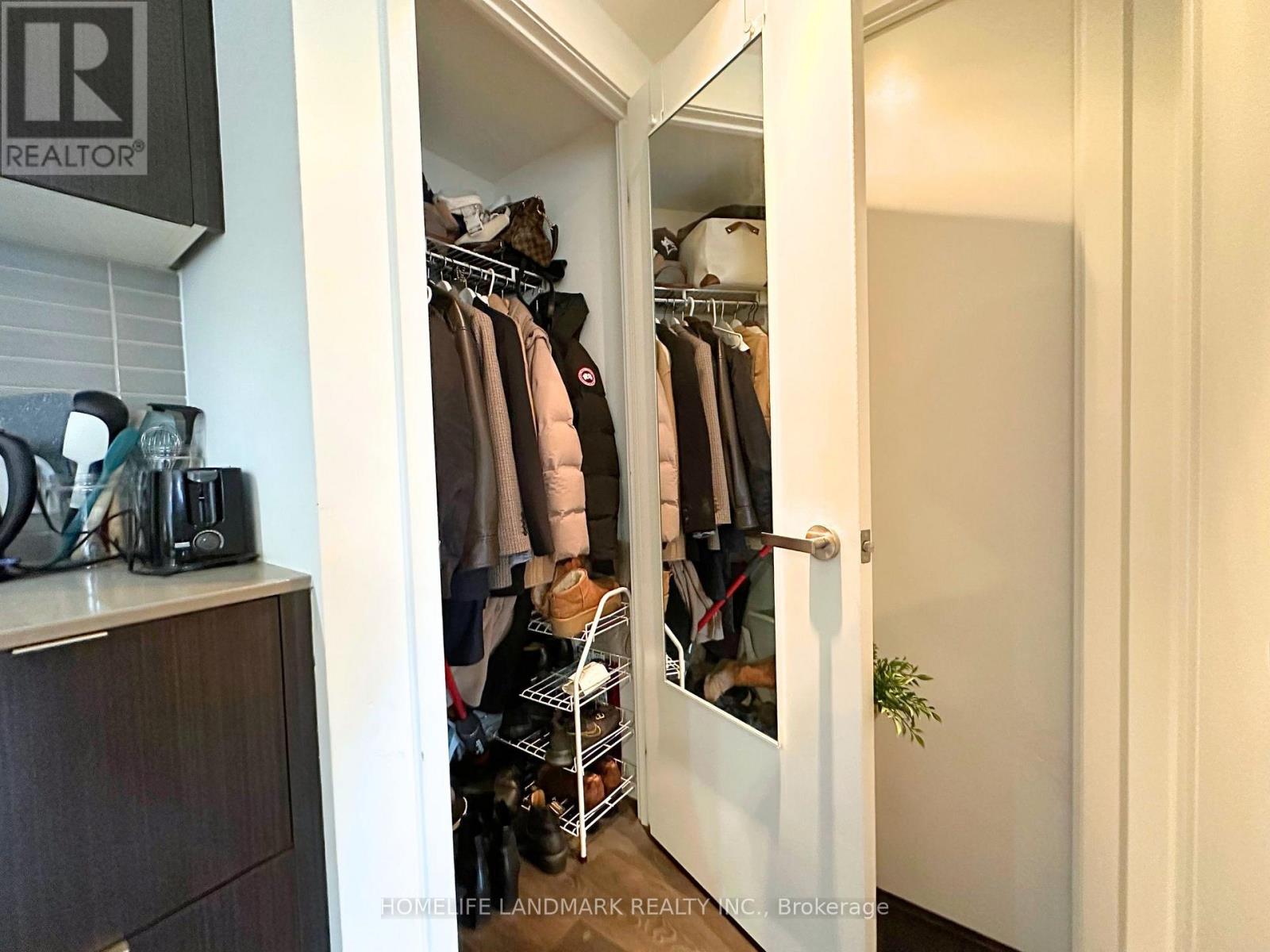 1606 - 88 Harbour Street, Toronto, Ontario  M5J 0C3 - Photo 16 - C12834798