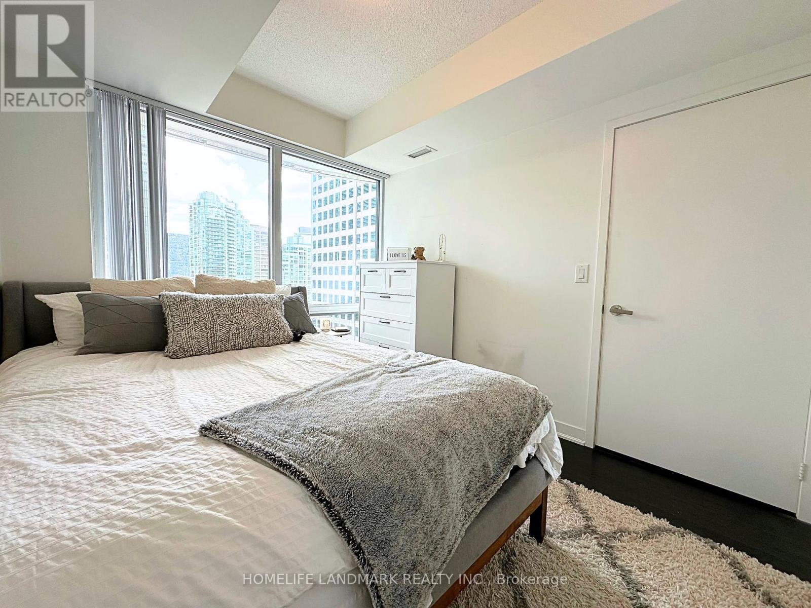 1606 - 88 Harbour Street, Toronto, Ontario  M5J 0C3 - Photo 20 - C12834798