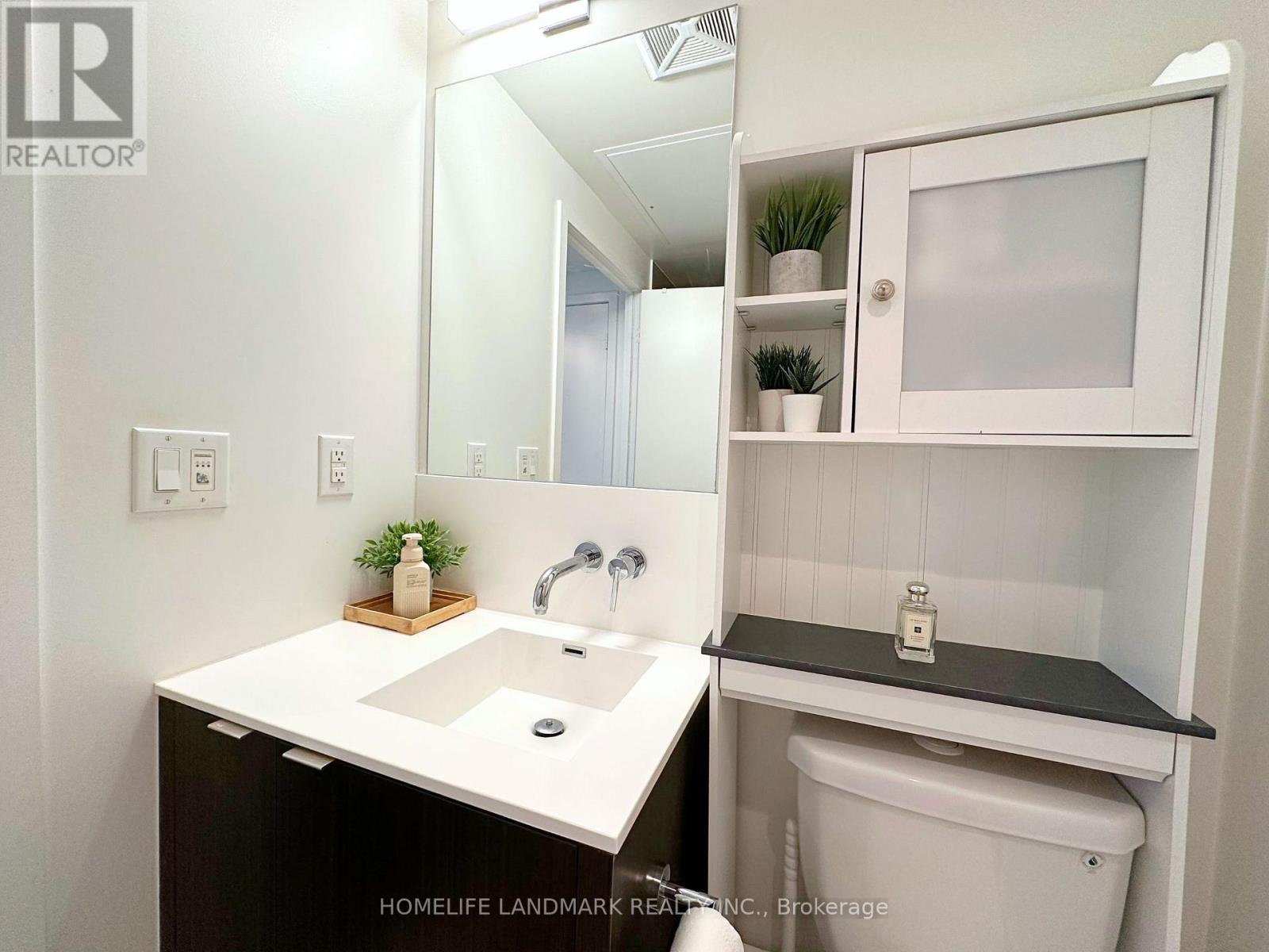 1606 - 88 Harbour Street, Toronto, Ontario  M5J 0C3 - Photo 22 - C12834798