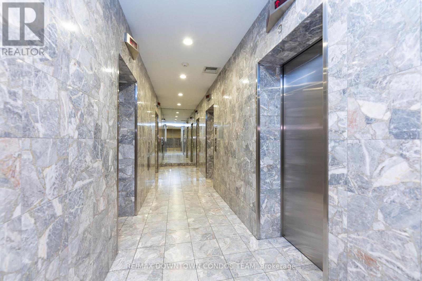 2213 - 44 St Joseph Street, Toronto, Ontario  M4Y 1J9 - Photo 4 - C12834892