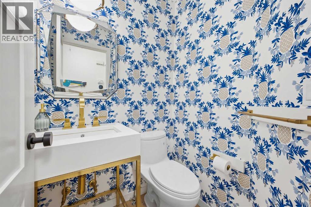 153 Cougarstone Common Sw, Calgary, Alberta  T3H 5P5 - Photo 15 - A2288659