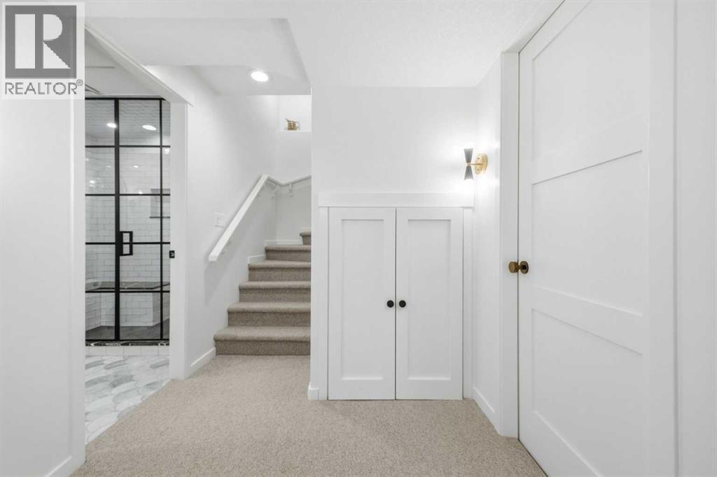 153 Cougarstone Common Sw, Calgary, Alberta  T3H 5P5 - Photo 33 - A2288659