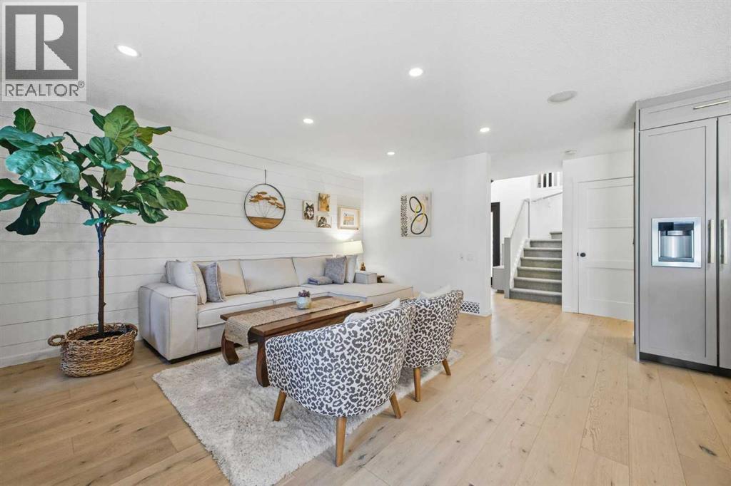 153 Cougarstone Common Sw, Calgary, Alberta  T3H 5P5 - Photo 6 - A2288659