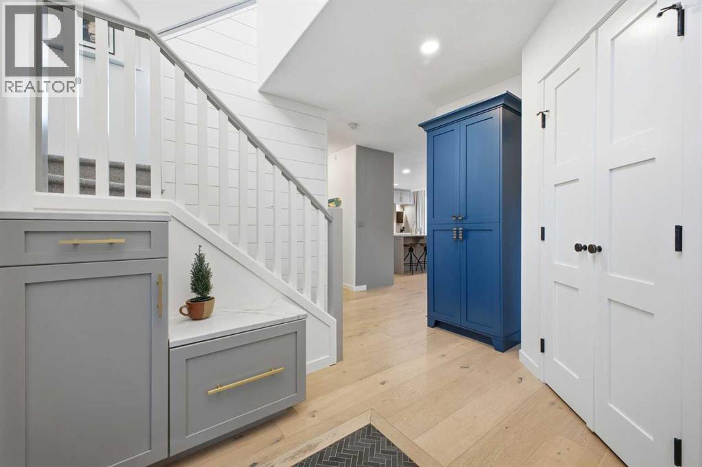 153 Cougarstone Common Sw, Calgary, Alberta  T3H 5P5 - Photo 3 - A2288659