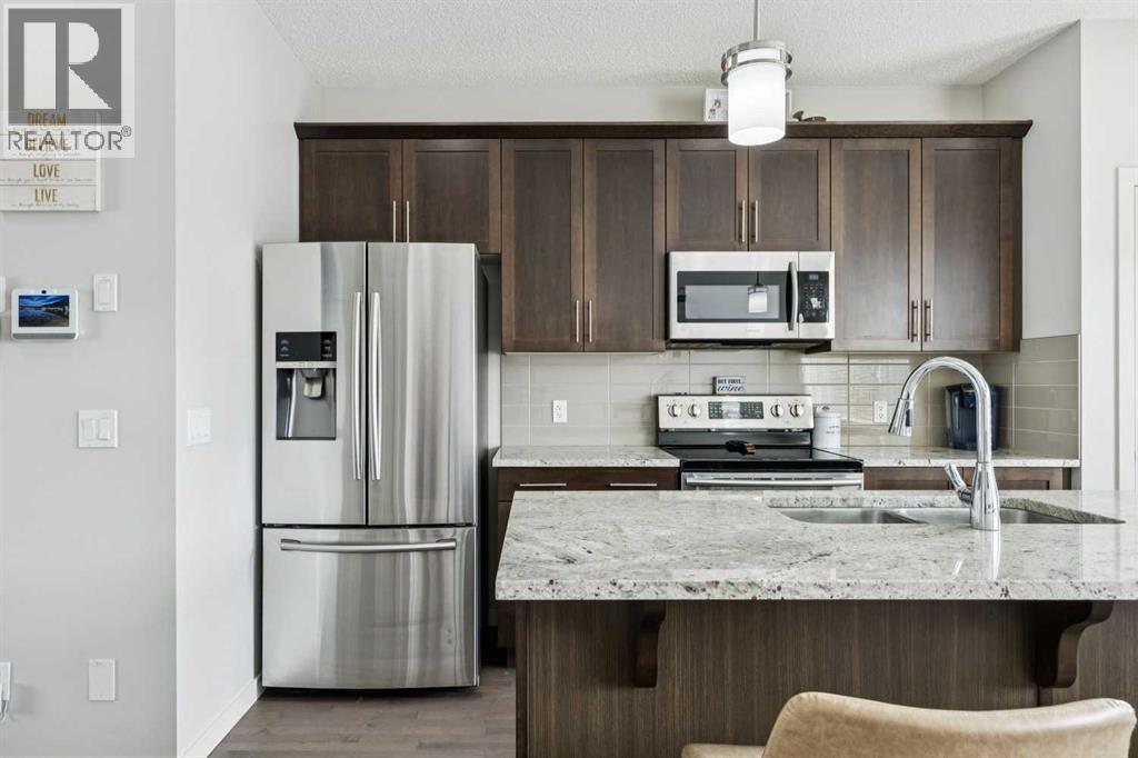 50 Fireside Circle, Cochrane, Alberta  T4C 0Z4 - Photo 11 - A2288908