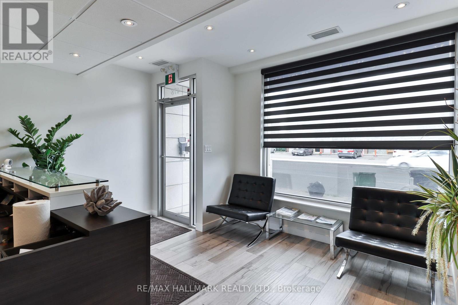 478 Cosburn Avenue N, Toronto, Ontario  M4J 2N5 - Photo 8 - E12834634