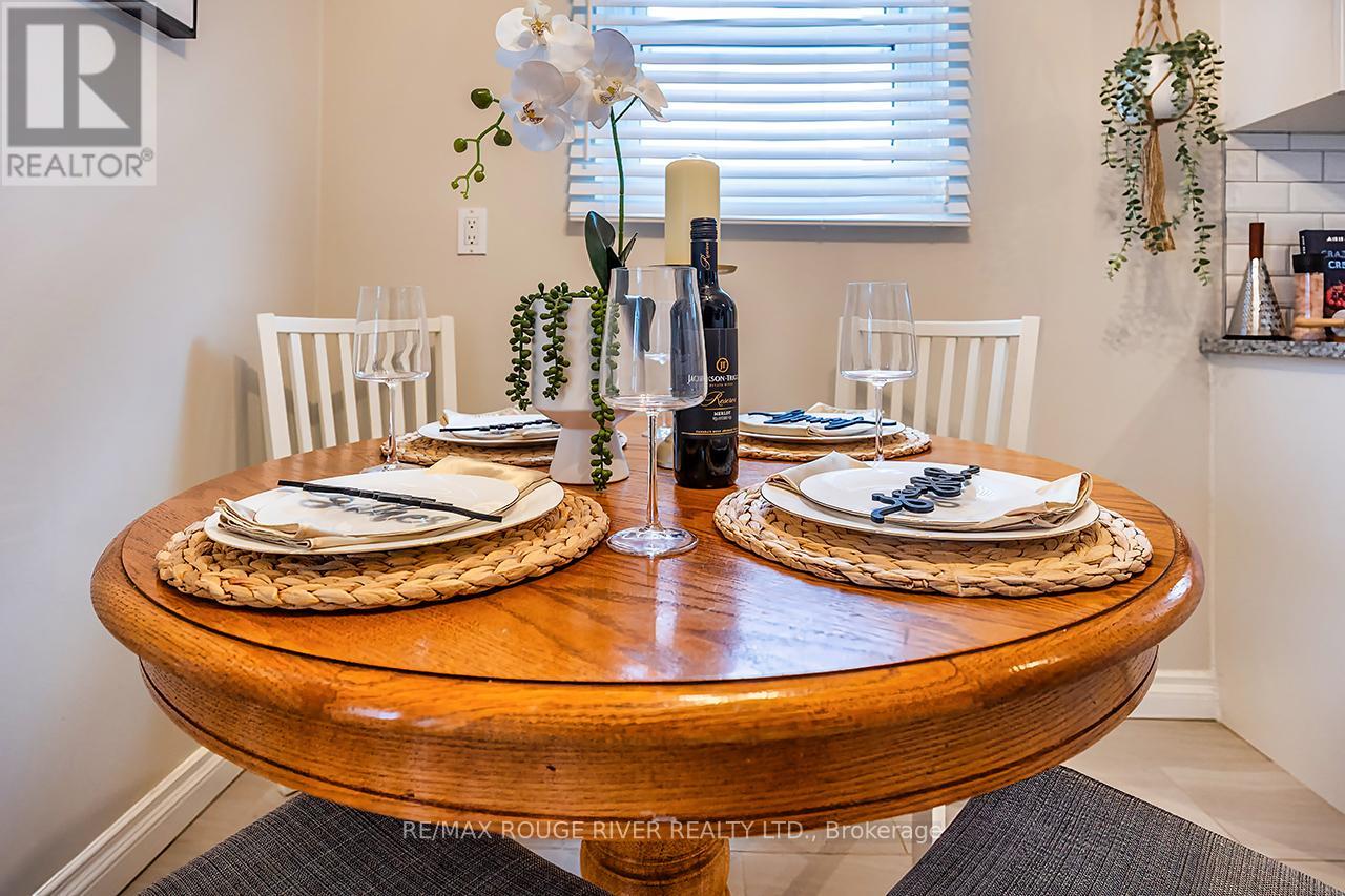 381 Fleetwood Drive, Oshawa, Ontario  L1K 1C2 - Photo 5 - E12834728