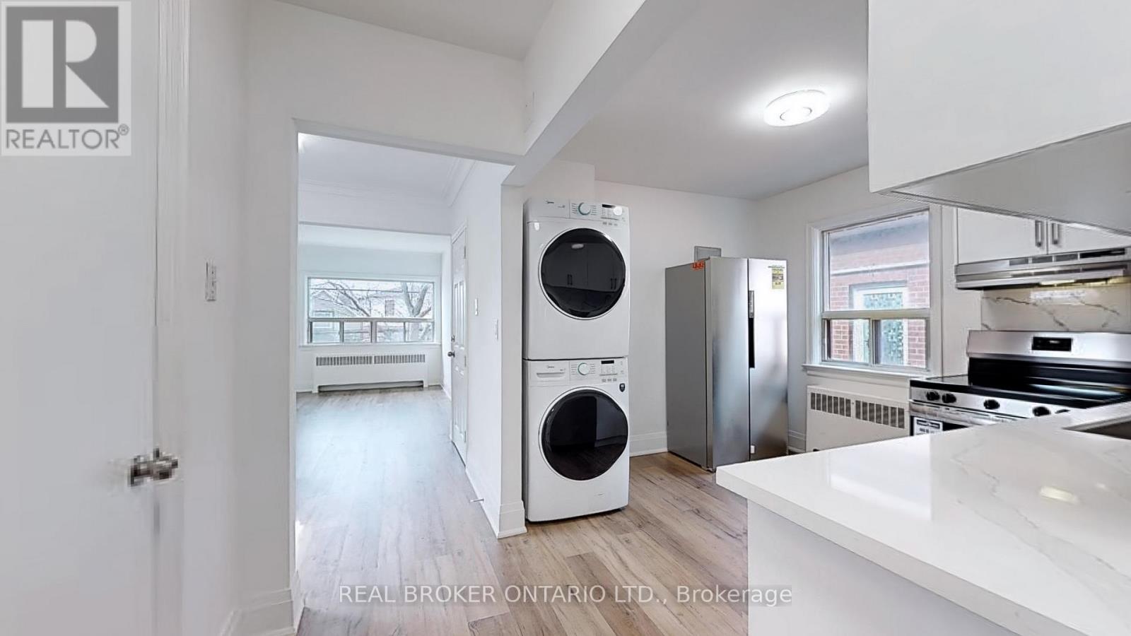 Upper - 451 Donlands Avenue, Toronto, Ontario  M4J 3S4 - Photo 2 - E12834784