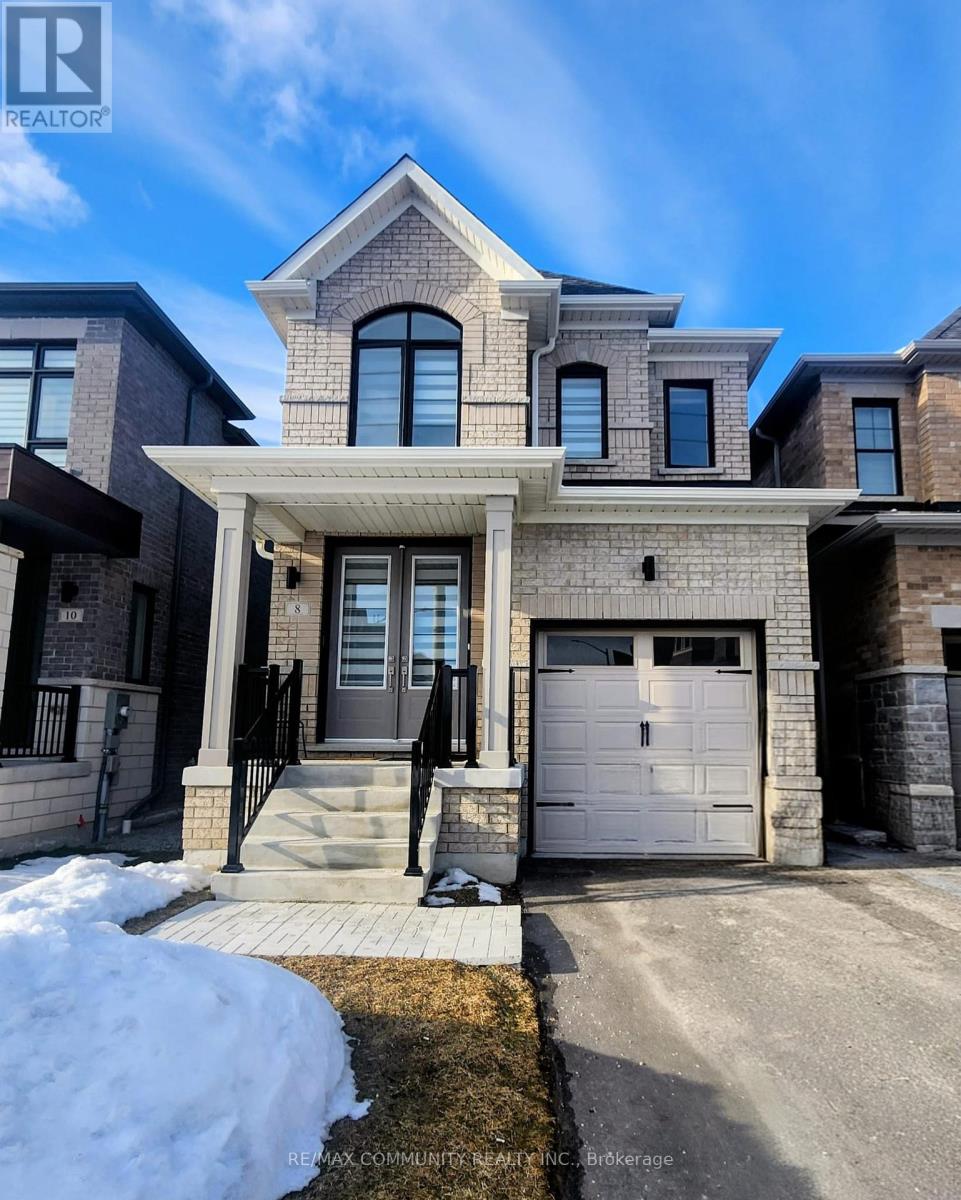 8 DEER RIDGE CRESCENT, Whitby, Ontario
