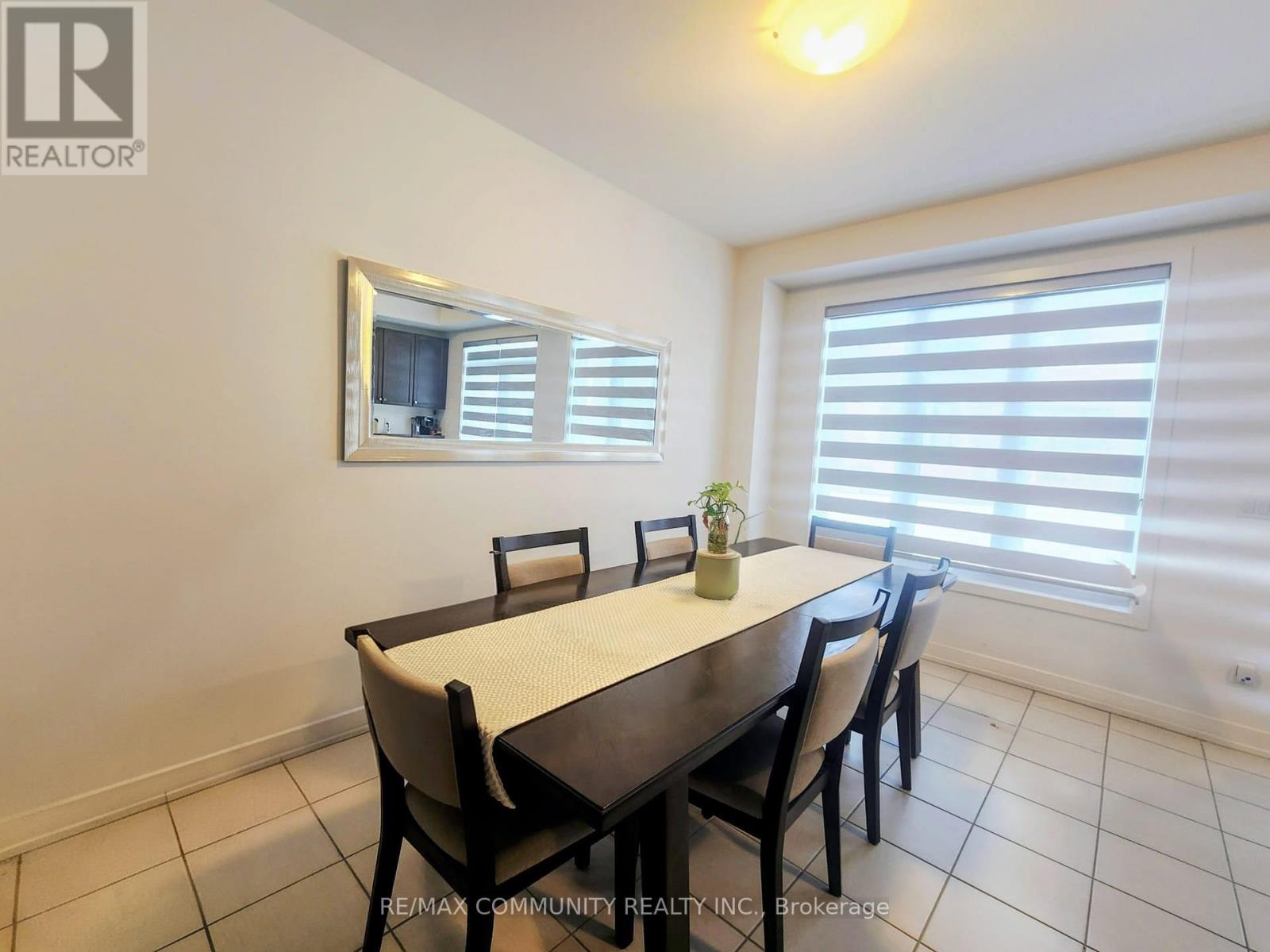 8 Deer Ridge Crescent, Whitby, Ontario  L1P 0P3 - Photo 14 - E12834788