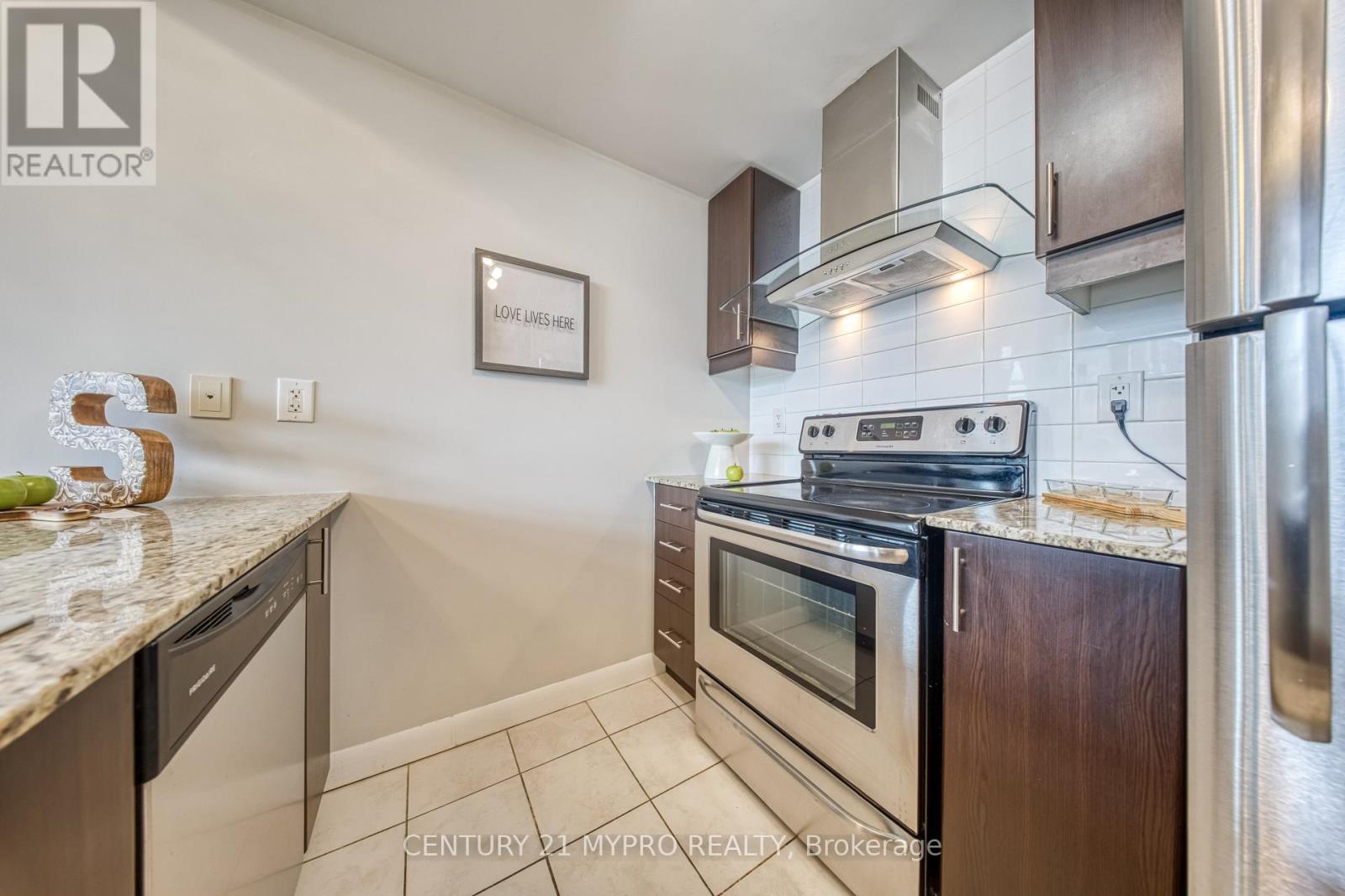 17 Town Centre Court, Toronto, Ontario  M1P 0B3 - Photo 16 - E12834834